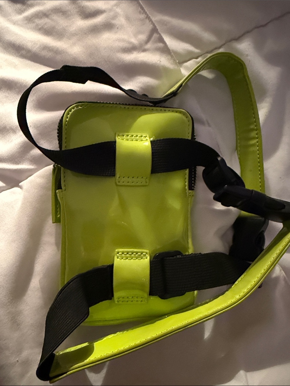 Neon Lime Crossbody Phone Bag - Unbranded - Picture 2 of 3